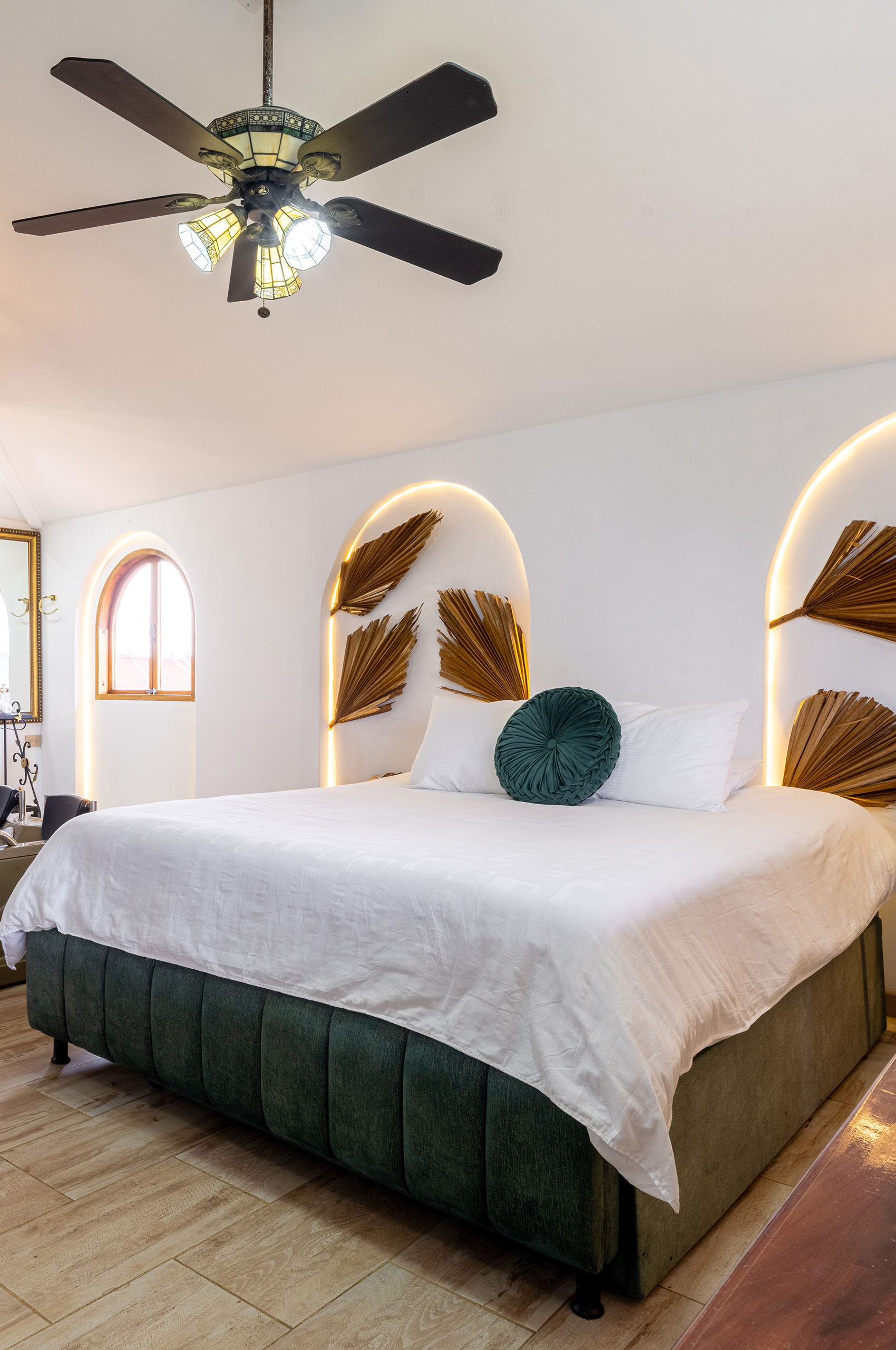 HABITACIÓN-LELEK-CAMA-KING-1