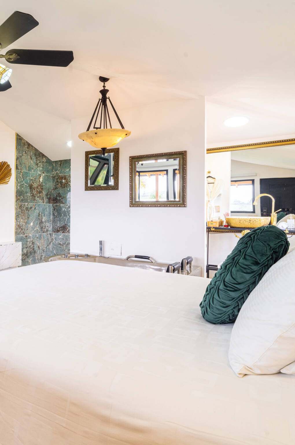 OROK-HOTEL-HABITACIÓN-LELEK-6